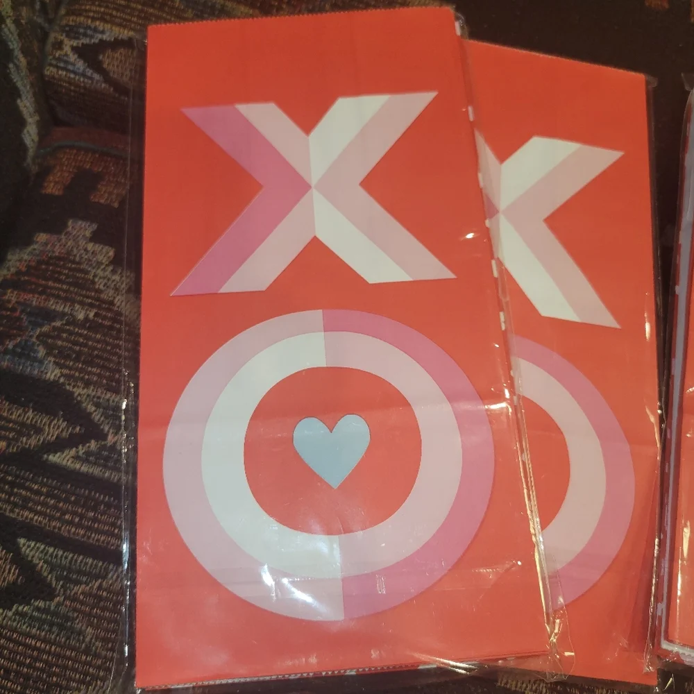 Hallmark Red and White XO Favor Bags